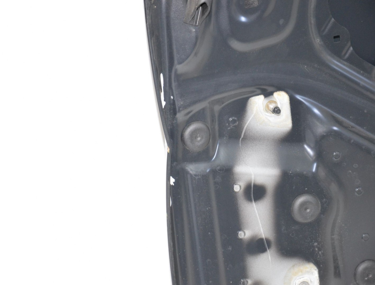 BMW 2 F45 maska pokrywa silnika BLACK SAPPHIRE 475 BMW 2 F45 maska pokrywa silnika BLACK SAPPHIRE 475