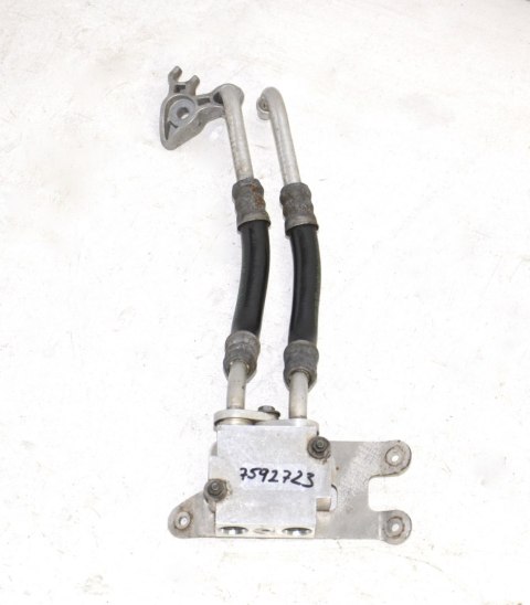 BMW 5 F10 M3 F80 M4 F82 F83 termostat 7592723 BMW 5 F10 M3 F80 M4 F82 F83 termostat 7592723