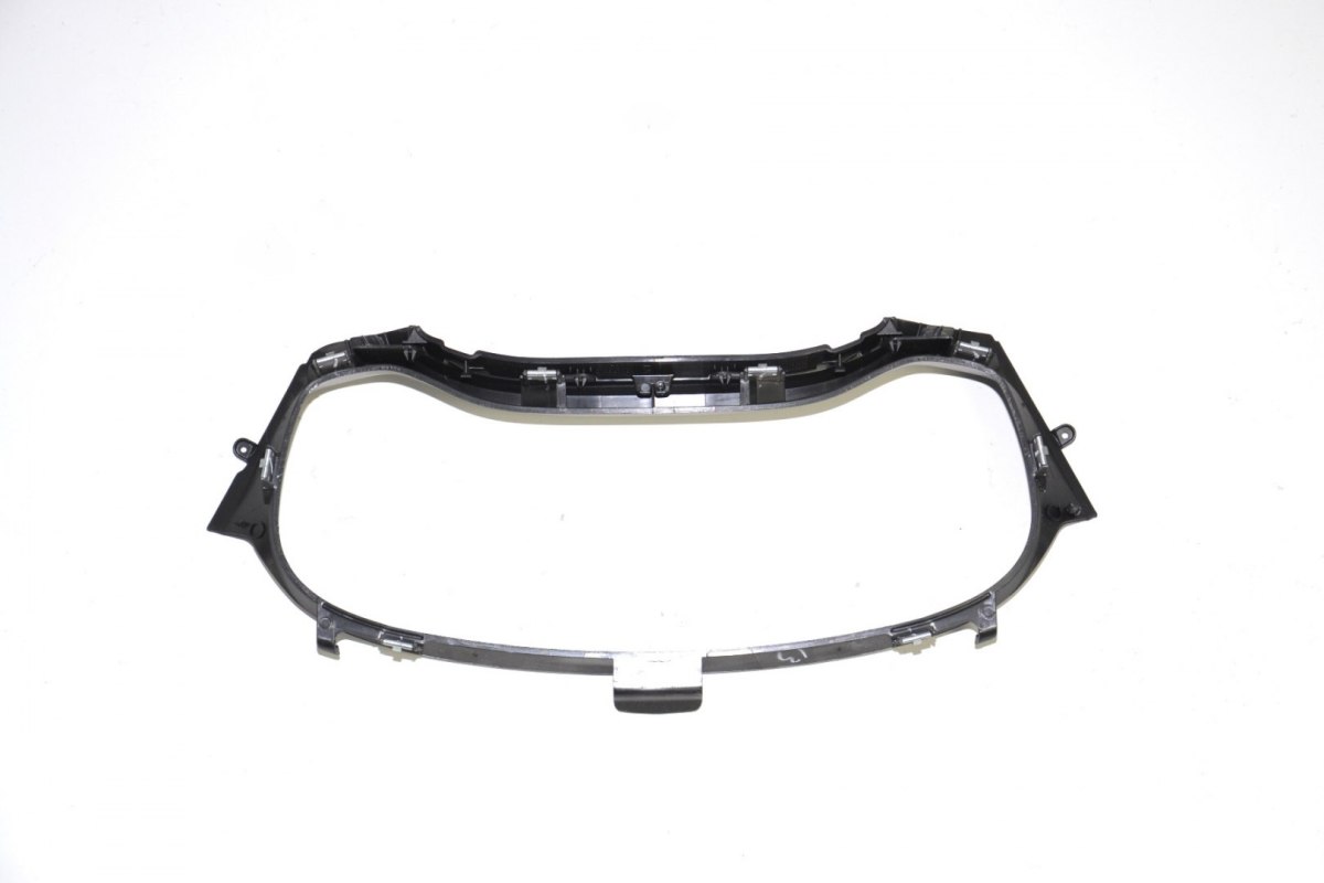 BMW G01 G02 osłona ramka licznika zegarów 9363470 BMW G01 G02 osłona ramka licznika zegarów 9363470