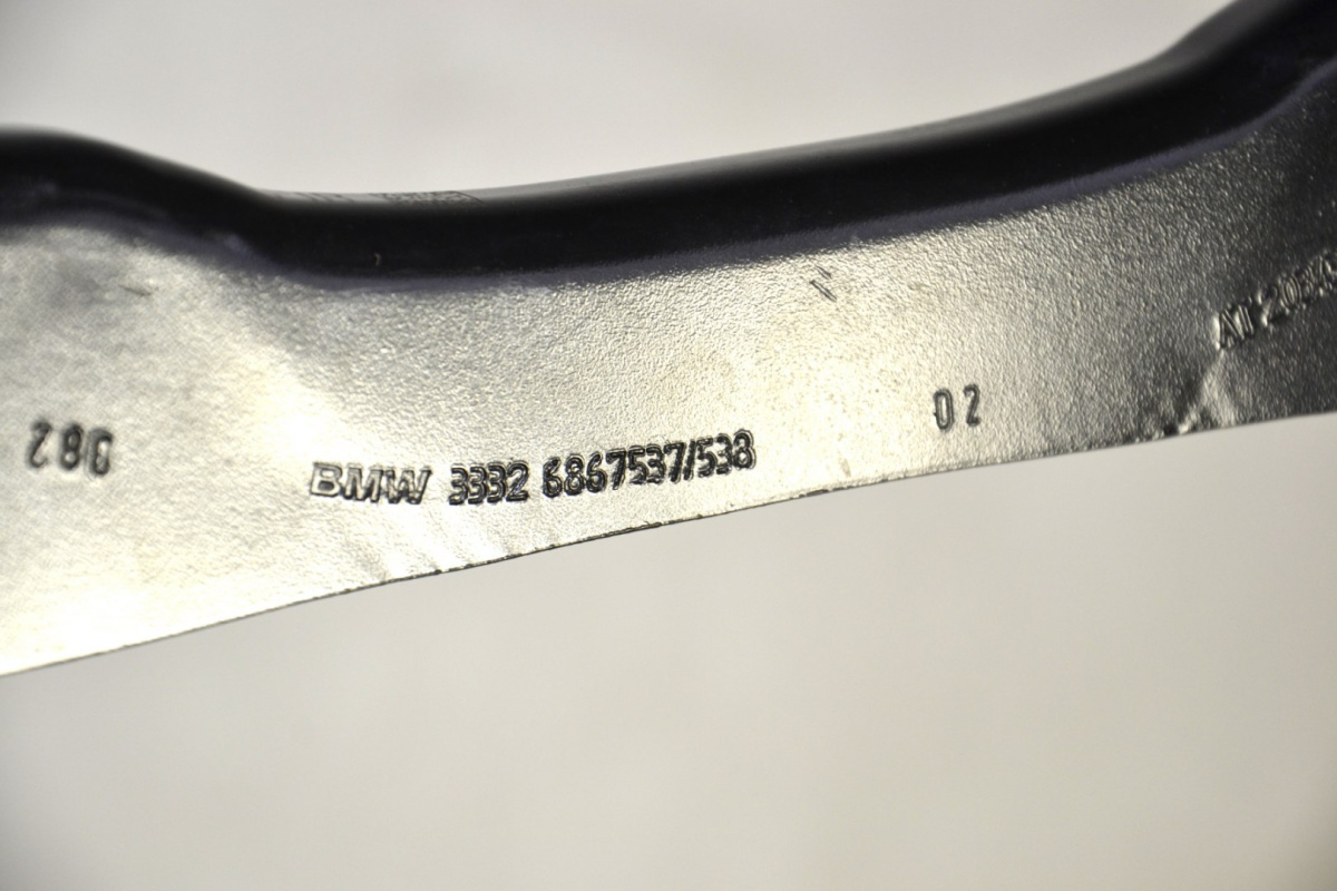 BMW G30 G31 G32 wahacz prawy tylny tył 6867538 BMW G30 G31 G32 wahacz prawy tylny tył 6867538