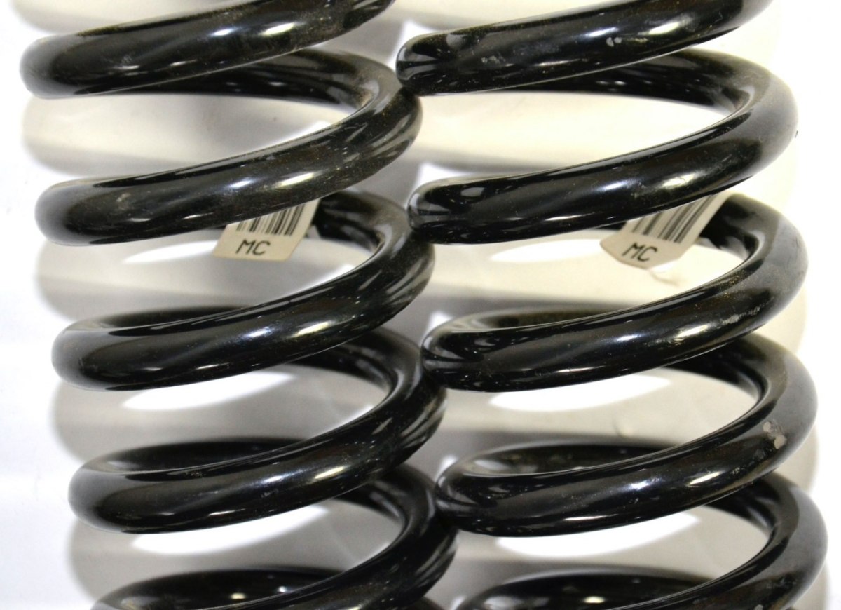 BMW M3 F80 M4 F82 sprężyny sprężyna tylna tył MC BMW M3 F80 M4 F82 sprężyny sprężyna tylna tył MC