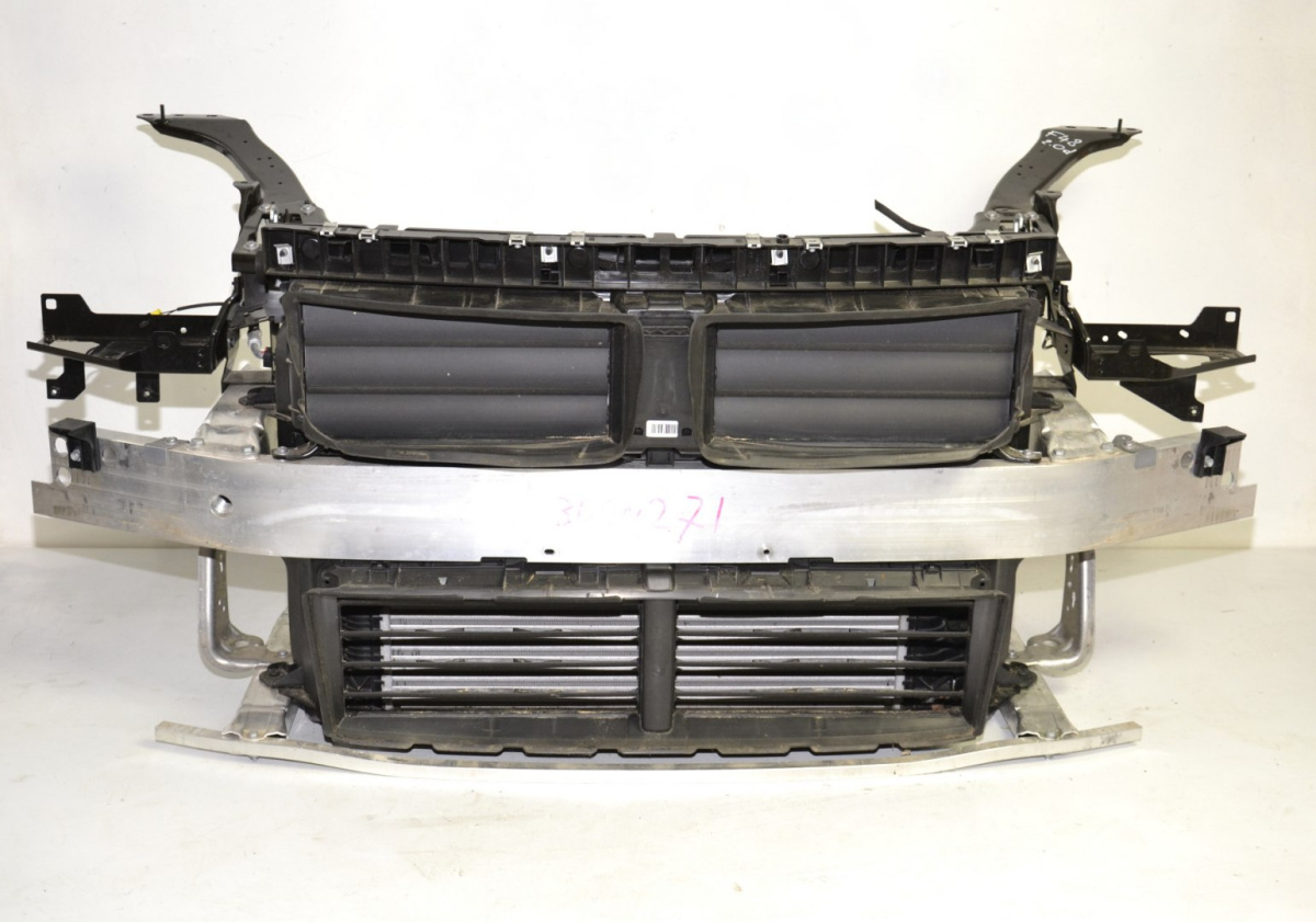 BMW X1 F48 M Pakiet pas przedni kompletny 2.0d BMW X1 F48 M Pakiet pas przedni kompletny 2.0d