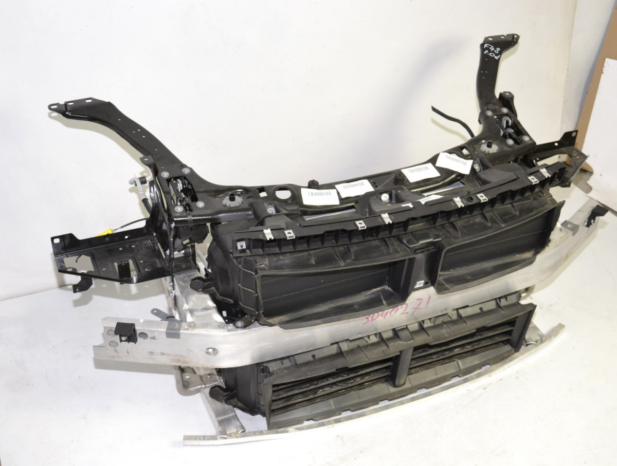 BMW X1 F48 M Pakiet pas przedni kompletny 2.0d BMW X1 F48 M Pakiet pas przedni kompletny 2.0d