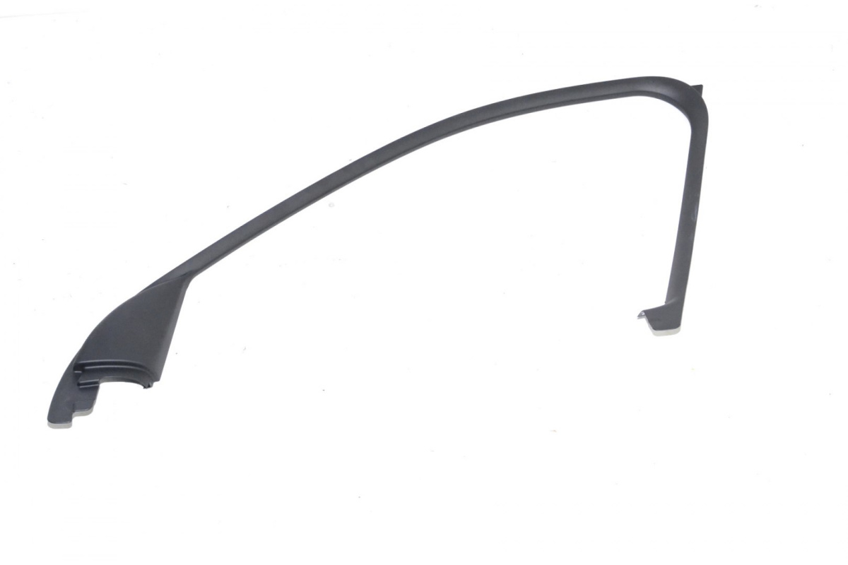 BMW X1 F48 listwa osłona drzwi przód 7350498 BMW X1 F48 listwa osłona drzwi przód 7350498