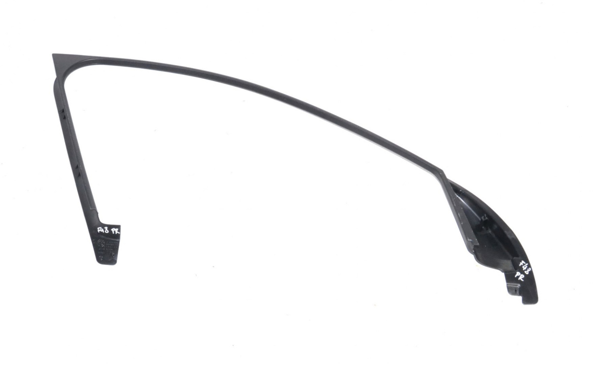 BMW X1 F48 listwa osłona drzwi przód 7350498 BMW X1 F48 listwa osłona drzwi przód 7350498