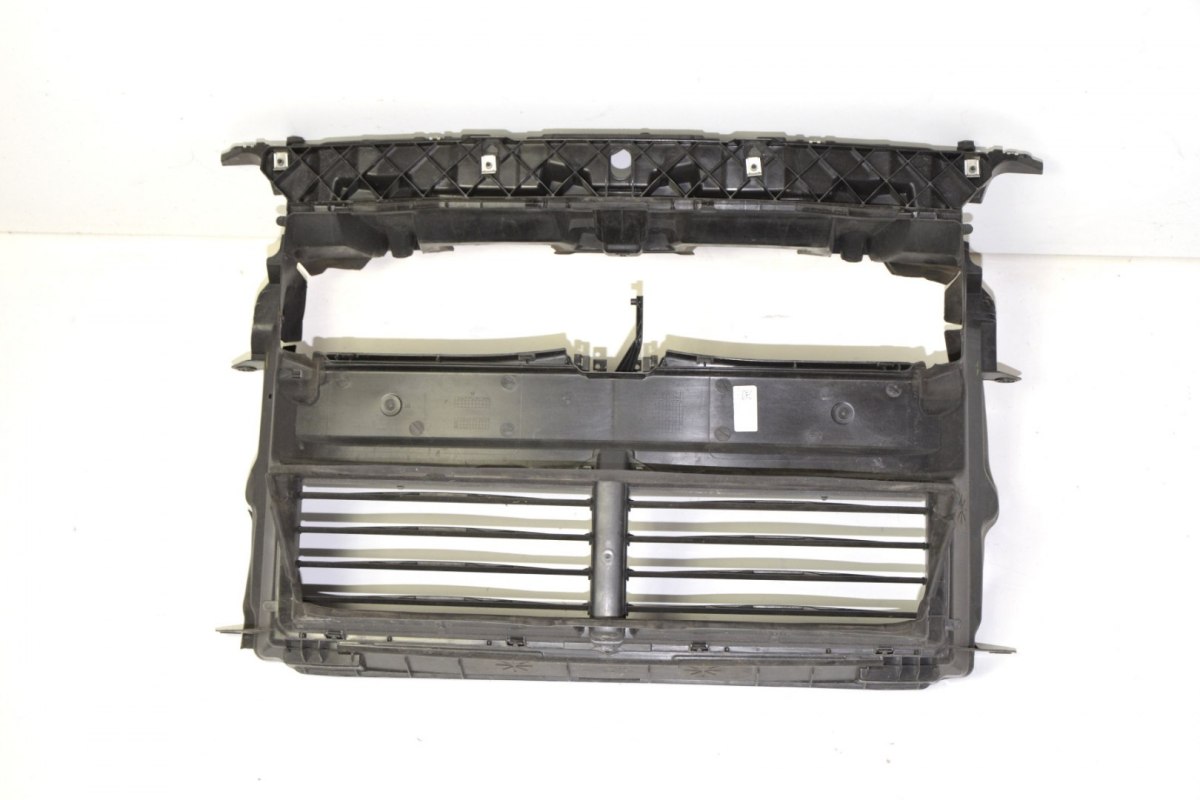 BMW X2 F39 prowadnica kierownica powietrza 8493925 BMW X2 F39 prowadnica kierownica powietrza 8493925