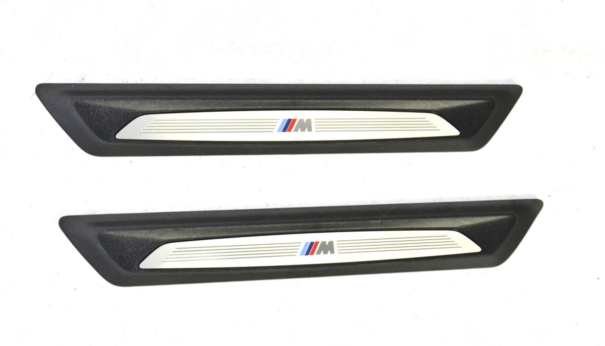 BMW 1 F20 3 F30 F48 osłona listwa progu M 8051037 BMW 1 F20 3 F30 F48 osłona listwa progu M 8051037