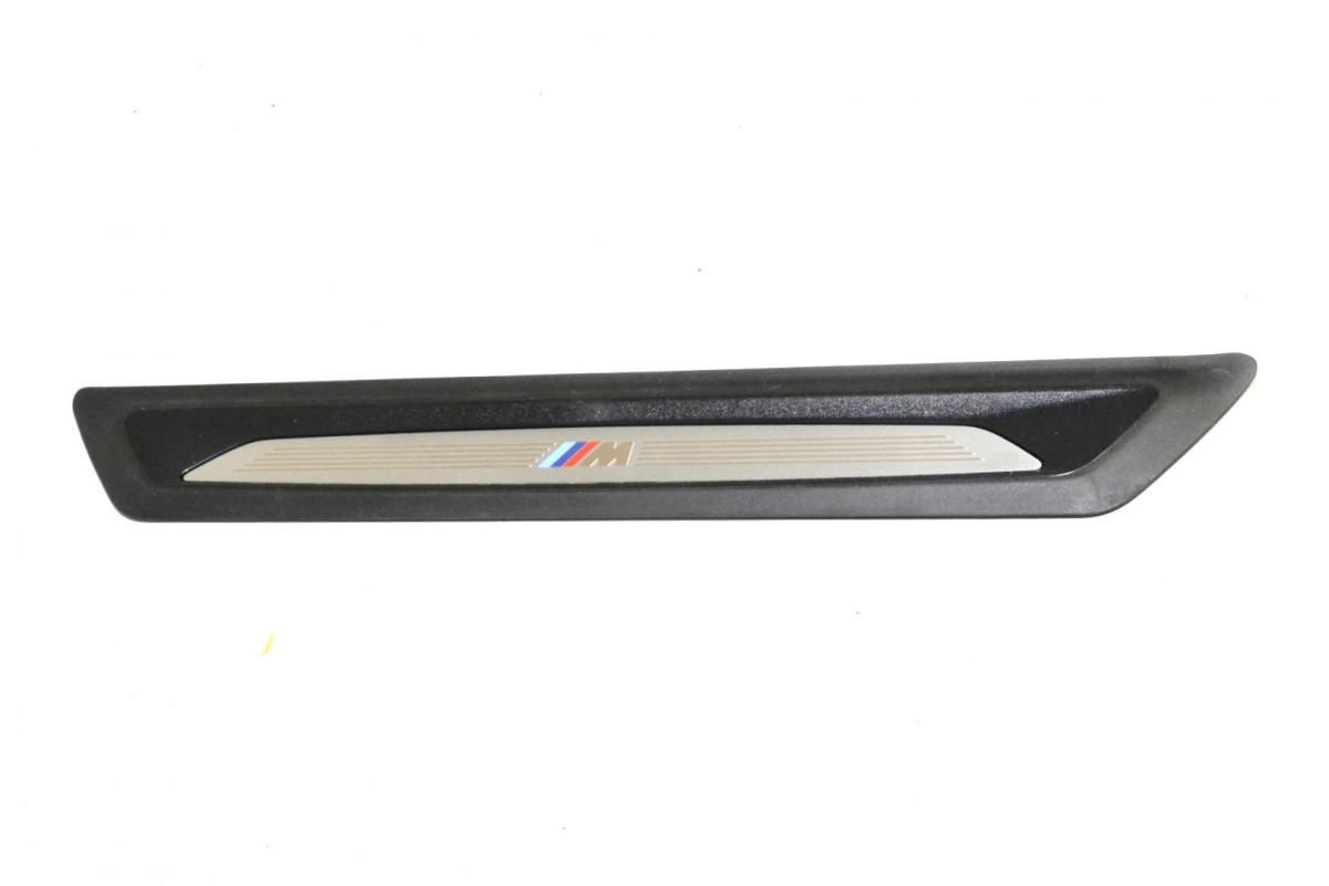 BMW 1 F20 3 F30 F48 osłona listwa progu M 8051037 BMW 1 F20 3 F30 F48 osłona listwa progu M 8051037