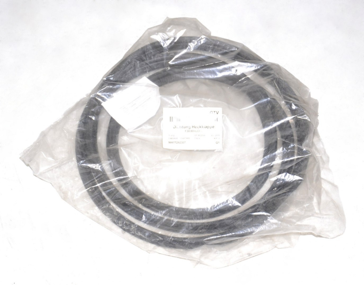 BMW F30 F80 uszczelka klapy tylna 7292307 7255635 BMW F30 F80 uszczelka klapy tylna 7292307 7255635