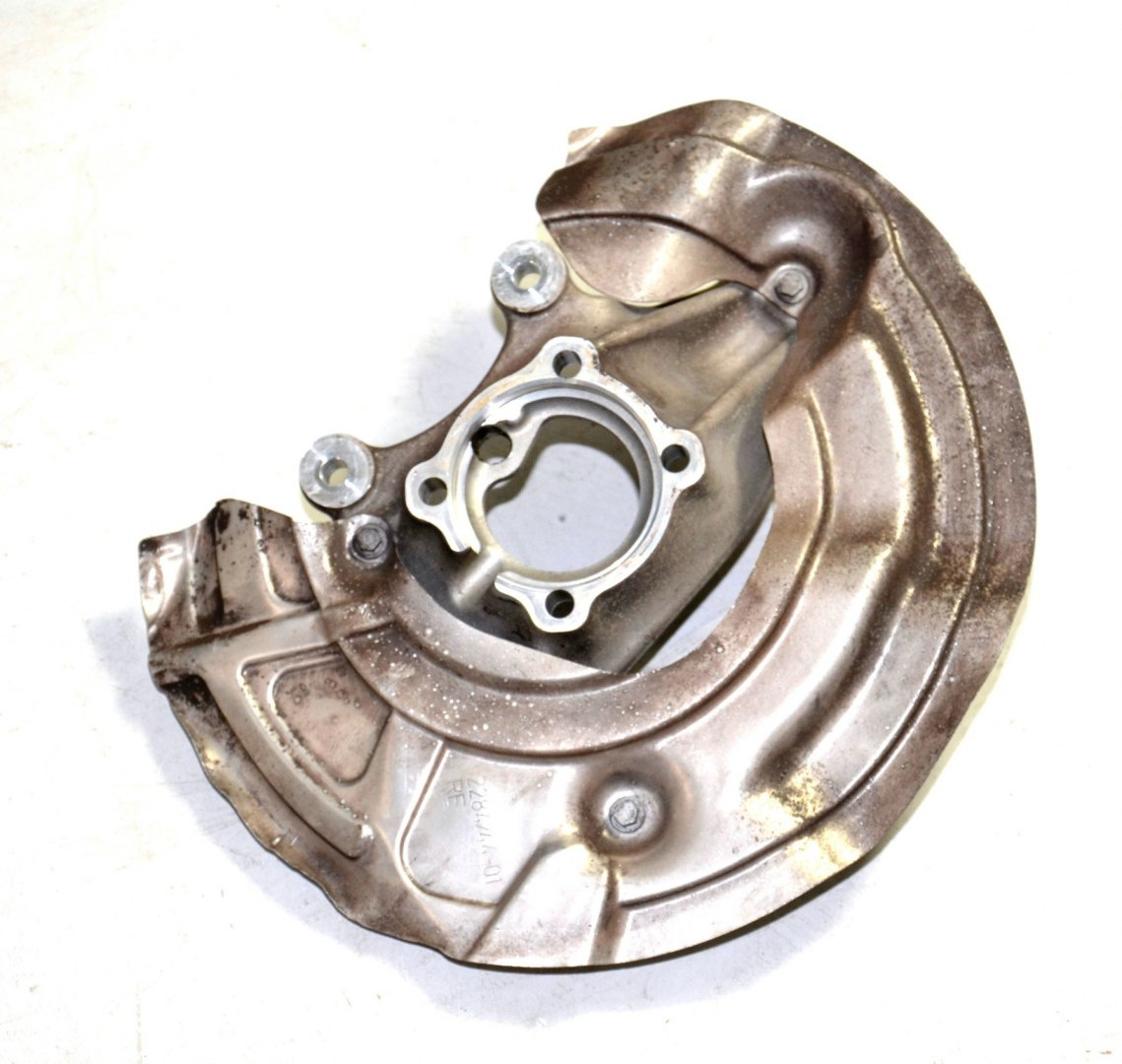 BMW F80 F82 F87 zwrotnica łożysko przód R 2284002 BMW F80 F82 F87 zwrotnica łożysko przód R 2284002