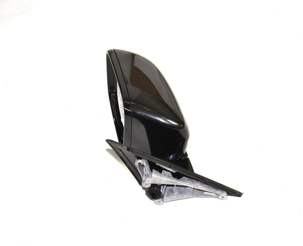 BMW 5 G30 G31 lusterko lewe europa 5-pin 475 BMW 5 G30 G31 lusterko lewe europa 5-pin 475
