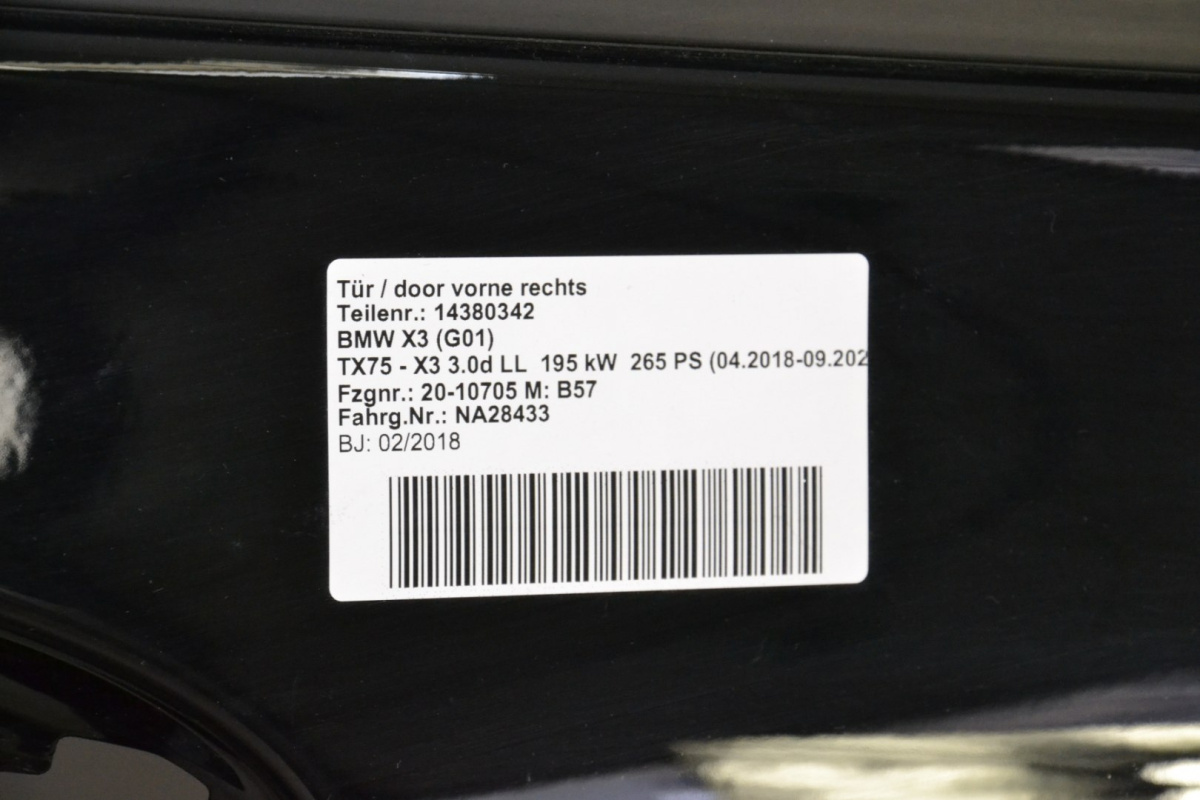 BMW X3 G01 drzwi przednie prawe kolor 668 BMW X3 G01 drzwi przednie prawe kolor 668