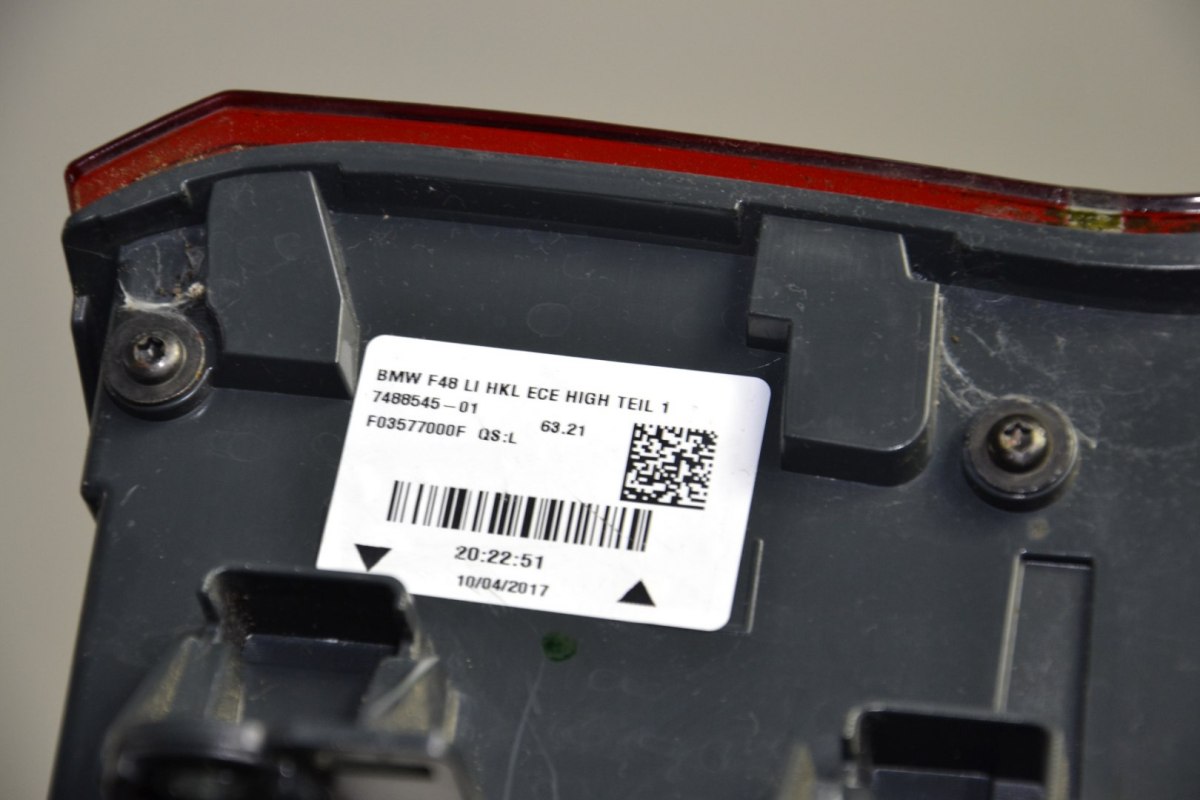 BMW X1 F48 lampa tylna tył LED 7488545 7488546 BMW X1 F48 lampa tylna tył LED 7488545 7488546