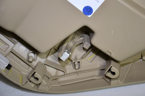 BMW X4 F26 boczek drzwi tył lewy LED BMW X4 F26 boczek drzwi tył lewy LED