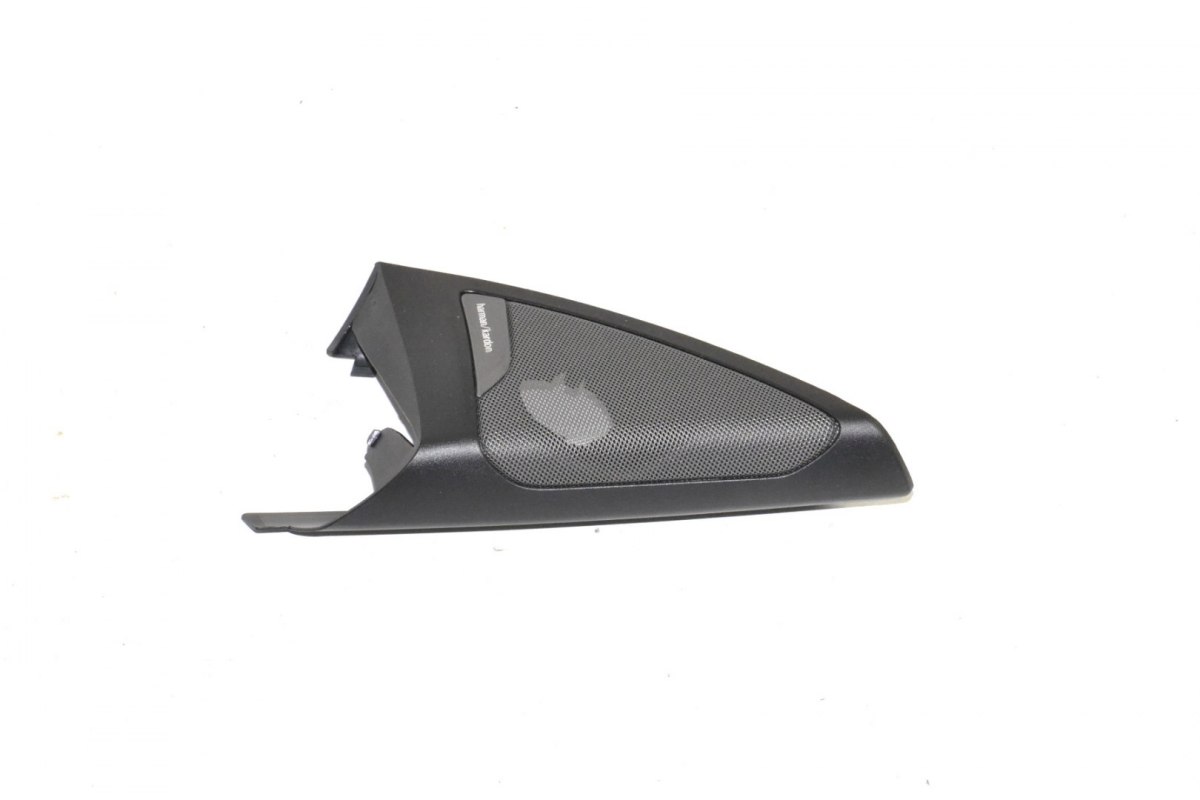BMW X3 G01 osłona narożna Harman Kardon 7419328 BMW X3 G01 osłona narożna Harman Kardon 7419328
