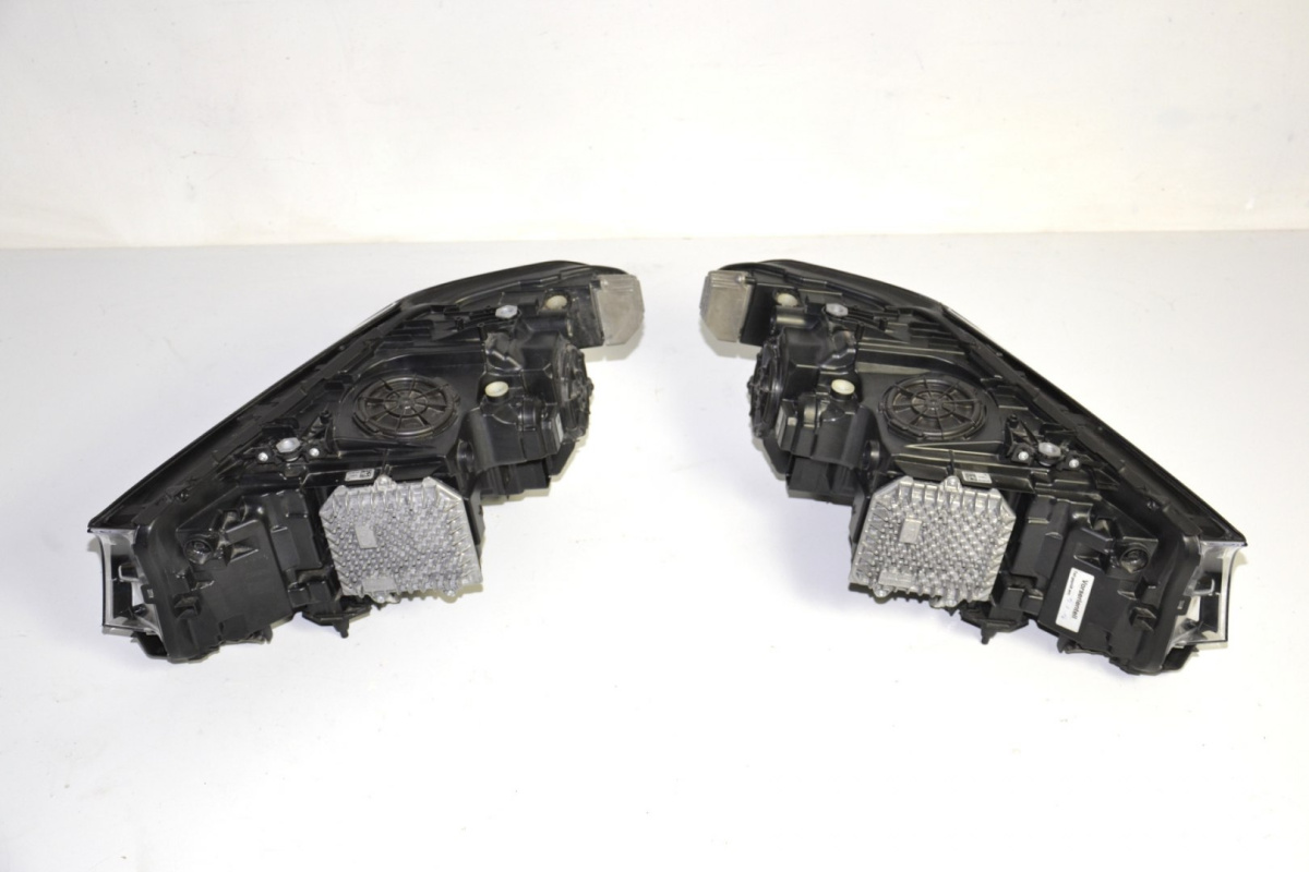BMW 5 G30 G31 F90 lampa lampy przód Adaptive LED BMW 5 G30 G31 F90 lampa lampy przód Adaptive LED
