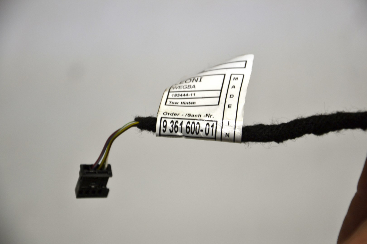 BMW 2 F45 instalacja wiązka drzwi tył 9361600 BMW 2 F45 instalacja wiązka drzwi tył 9361600