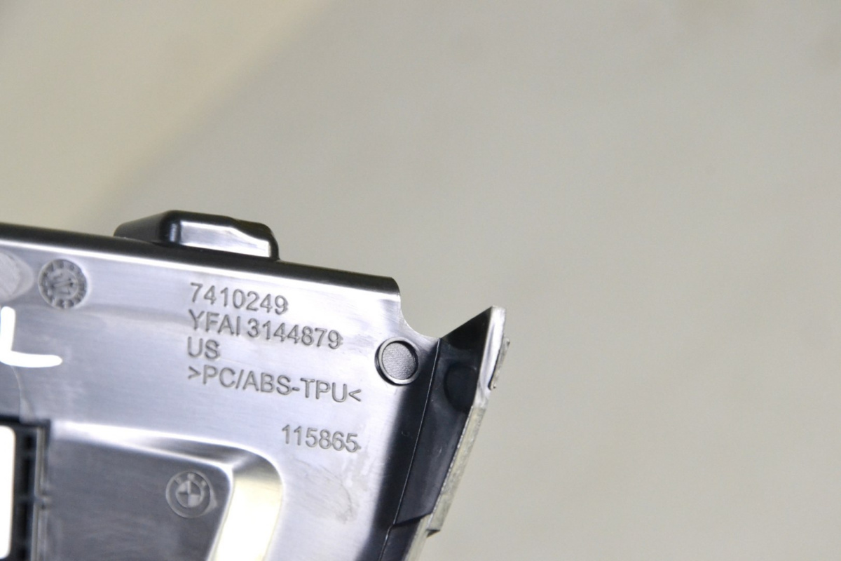 BMW G01 G02 przełącznik szyby 7410250 9299457 BMW G01 G02 przełącznik szyby 7410250 9299457
