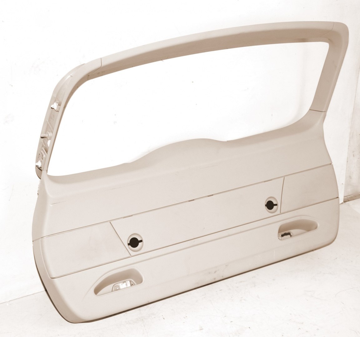 BMW 3 F31 obudowa plastik tapicerka klapy tylna BMW 3 F31 obudowa plastik tapicerka klapy tylna