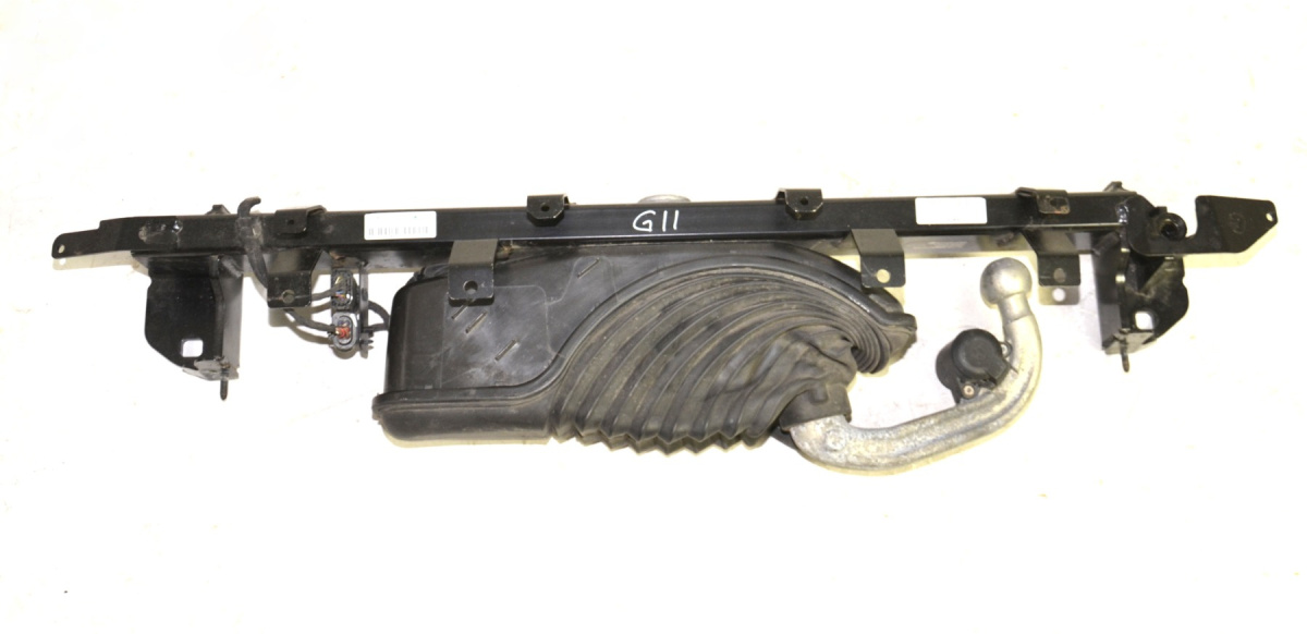 BMW 7 G11 G12 hak holowniczy elektryczny BMW 7 G11 G12 hak holowniczy elektryczny