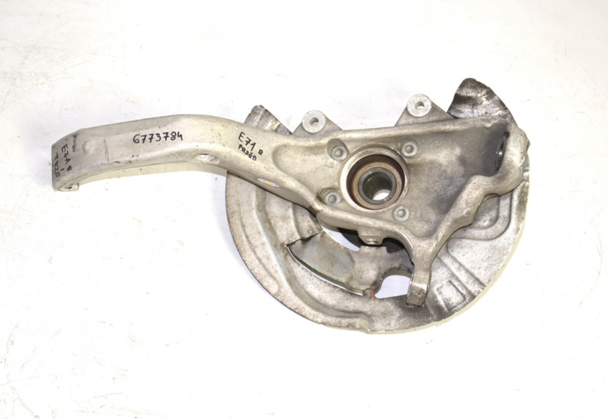 BMW E70 F15 F16 zwrotnica łożysko przód 6773784 BMW E70 F15 F16 zwrotnica łożysko przód 6773784
