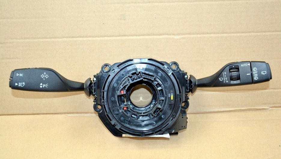 BMW F15 F85 switch cluster steering column 9261763 BMW F15 F85 switch cluster steering column 9261763