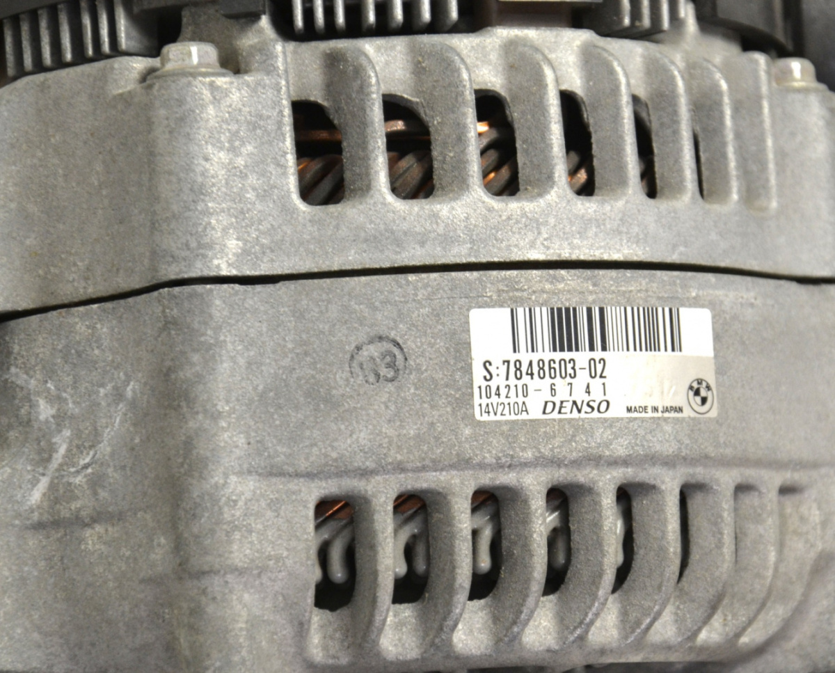 BMW M3 M4 F80 F82 F83 alternator 7848603 BMW M3 M4 F80 F82 F83 alternator 7848603