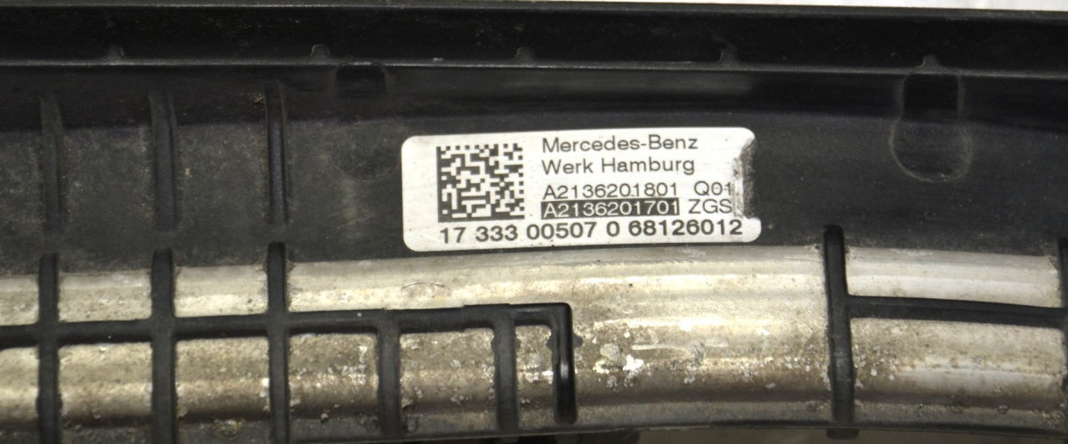 Mercedes console A2136201701 Mercedes console A2136201701