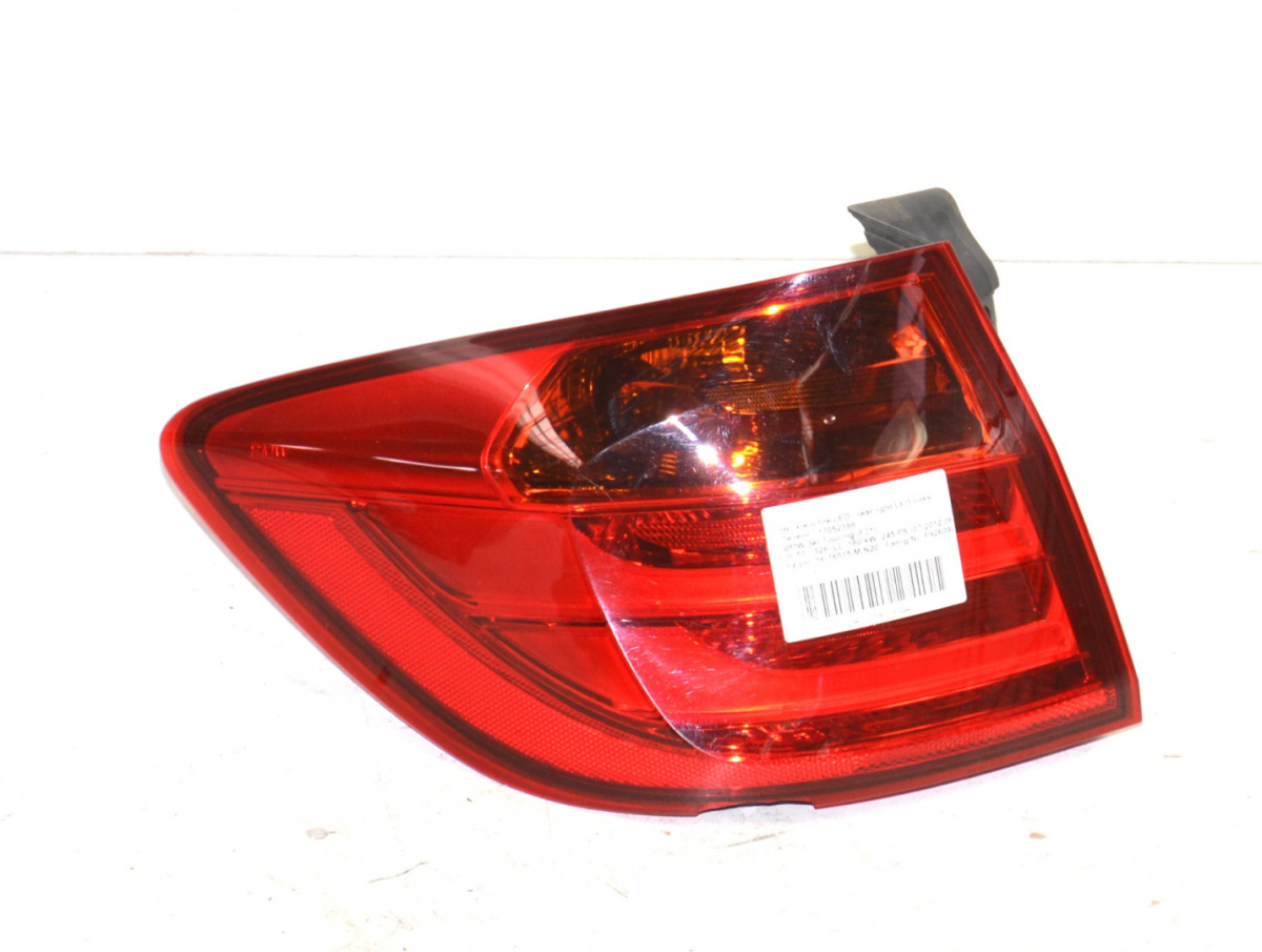 BMW 3 F31 rear light in the side panel left 7429727 BMW 3 F31 rear light in the side panel left 7429727