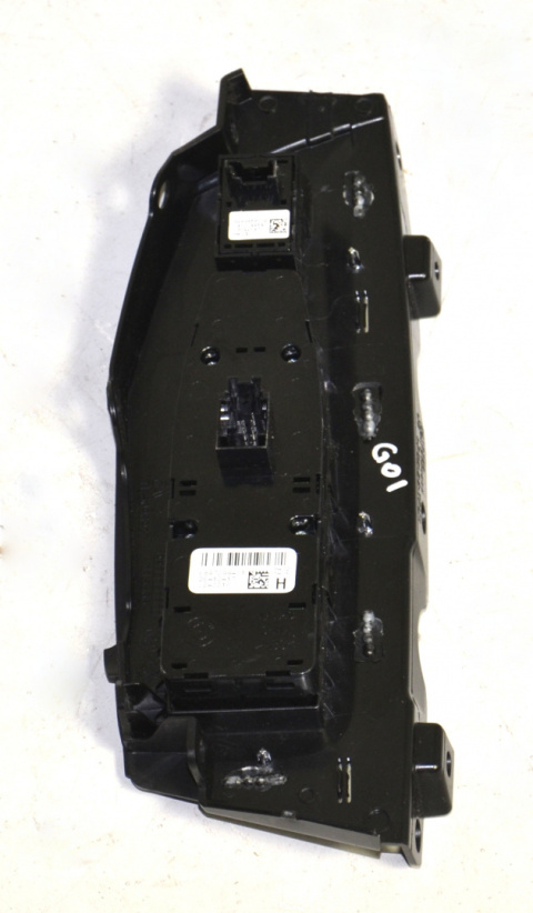 BMW G01 G02 G07 G20 G32 operating unit switch cluster door 6847099 BMW G01 G02 G07 G20 G32 operating unit switch cluster door 6847099