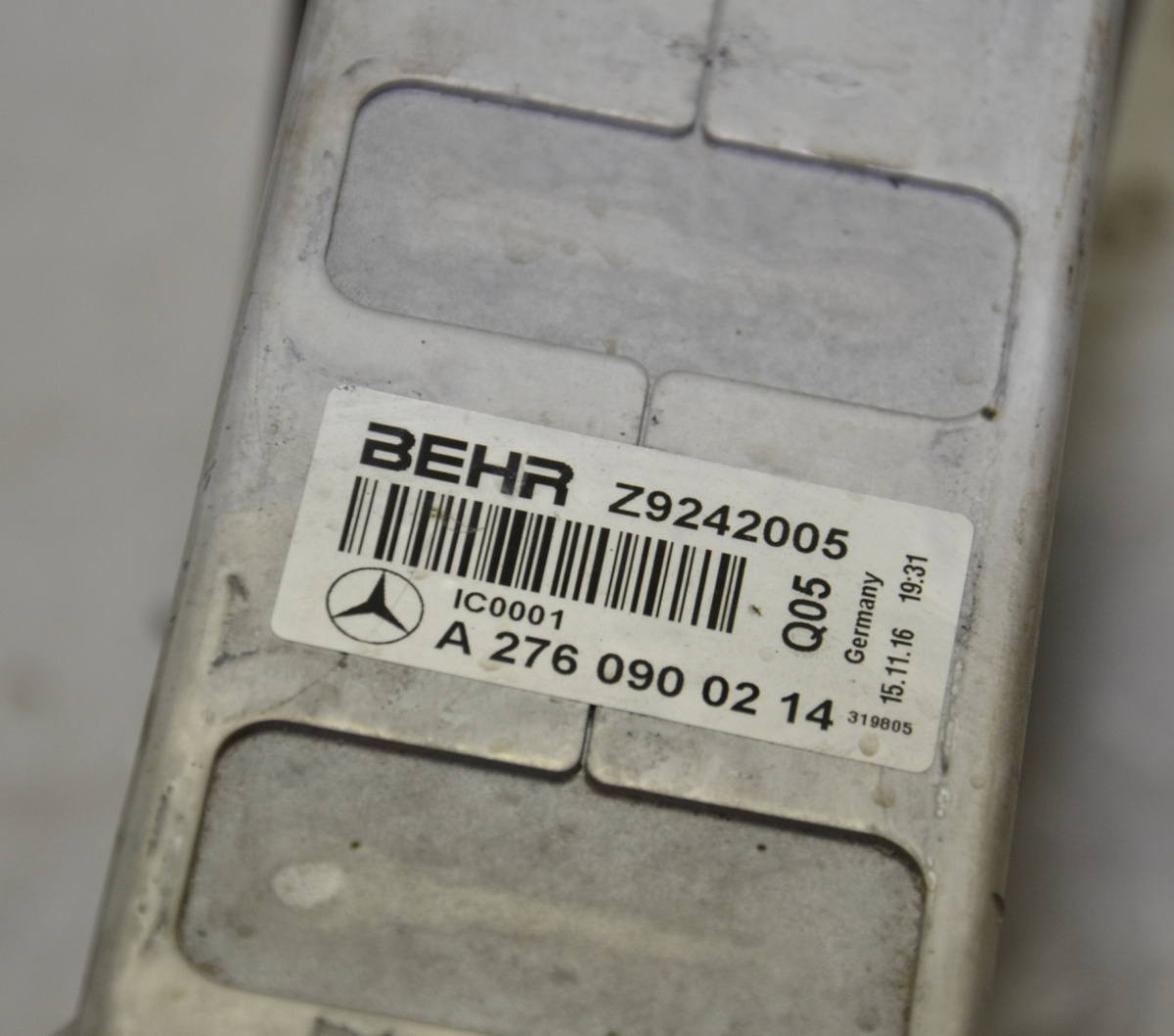Mercedes AMG coolant hose A2135012582 Mercedes AMG coolant hose A2135012582