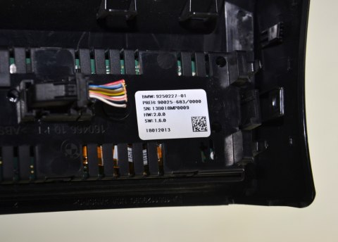 BMW X5 F15 X6 F16 F85 A/C control panel rear cabin 9250227 BMW X5 F15 X6 F16 F85 A/C control panel rear cabin 9250227