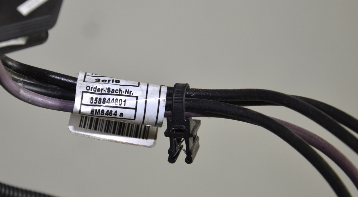 BMW 5 F10 F20 3 F30 X1 F48 Preheating control unit 8514120 BMW 5 F10 F20 3 F30 X1 F48 Preheating control unit 8514120