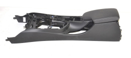 BMW F30 F31 F36 tunel konsola środkowa ładowarka