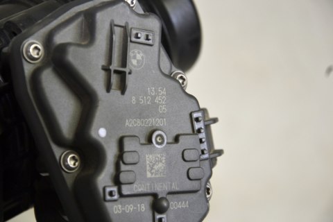 BMW F20 F30 G02 intake manifold AGR with flap control BMW F20 F30 G02 intake manifold AGR with flap control