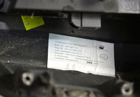 AUDI A8 D4 4H harness door front left 4H0971663 AUDI A8 D4 4H harness door front left 4H0971663