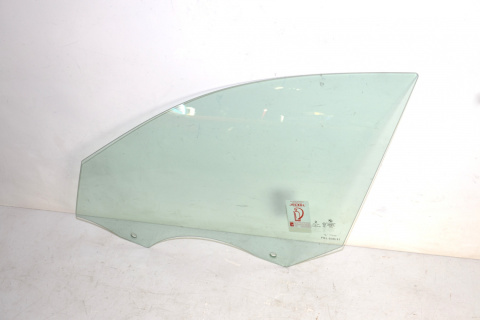 BMW 5 G30 G31 F90 side window green door front left 7339455 BMW 5 G30 G31 F90 side window green door front left 7339455