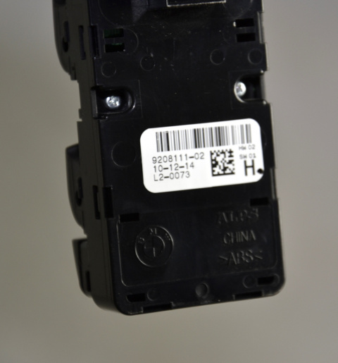 BMW F20 F30 F45 przełącznik szyb lusterek 9208111 BMW F20 F30 F45 przełącznik szyb lusterek 9208111