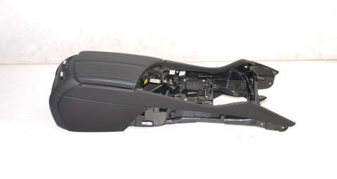 BMW F10 F18 konsola tunel środkowy podłokietnik BMW F10 F18 konsola tunel środkowy podłokietnik