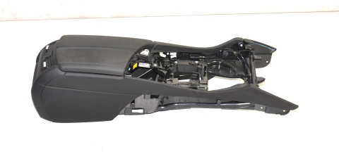 BMW F10 F18 konsola tunel środkowy podłokietnik BMW F10 F18 konsola tunel środkowy podłokietnik