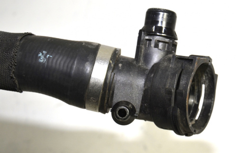 BMW E88 E90 E91 wąż przewód wody 9127403 BMW E88 E90 E91 wąż przewód wody 9127403