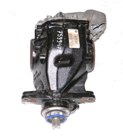 BMW F22 F23 F30 F31 F32 F33 F36 rear axle drive 7599475 BMW F22 F23 F30 F31 F32 F33 F36 rear axle drive 7599475