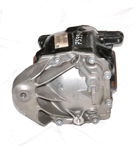 BMW F22 F23 F30 F31 F32 F33 F36 rear axle drive 7599475 BMW F22 F23 F30 F31 F32 F33 F36 rear axle drive 7599475