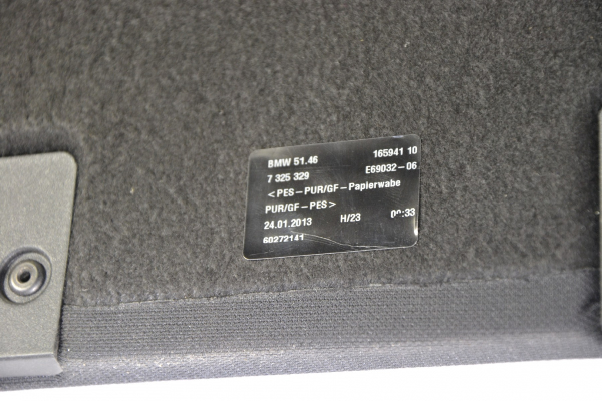 BMW F34 GT storage shelf front 7325329 BMW F34 GT storage shelf front 7325329
