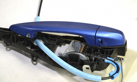 BMW F45 F46 klamka wkładka lewa przód C10 BMW F45 F46 klamka wkładka lewa przód C10