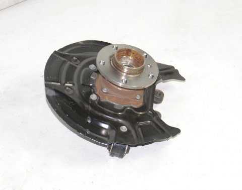 BMW X3 F25 X4 F26 wheel carrier rear right 6797570 BMW X3 F25 X4 F26 wheel carrier rear right 6797570