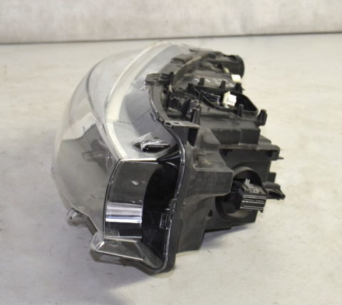 BMW 3 F34 GT LCI lampa prawa przód LED BMW 3 F34 GT LCI lampa prawa przód LED