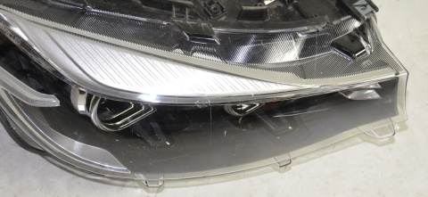 BMW 3 F34 GT LCI lampa prawa przód LED BMW 3 F34 GT LCI lampa prawa przód LED