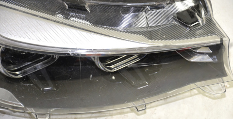 BMW 3 F34 GT LCI lampa prawa przód LED BMW 3 F34 GT LCI lampa prawa przód LED