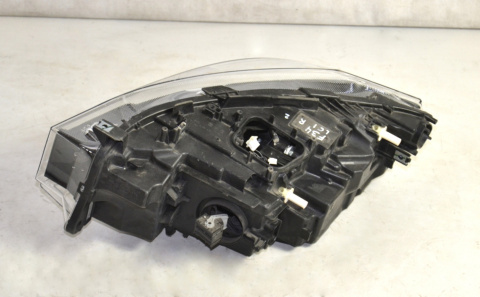 BMW 3 F34 GT LCI lampa prawa przód LED BMW 3 F34 GT LCI lampa prawa przód LED